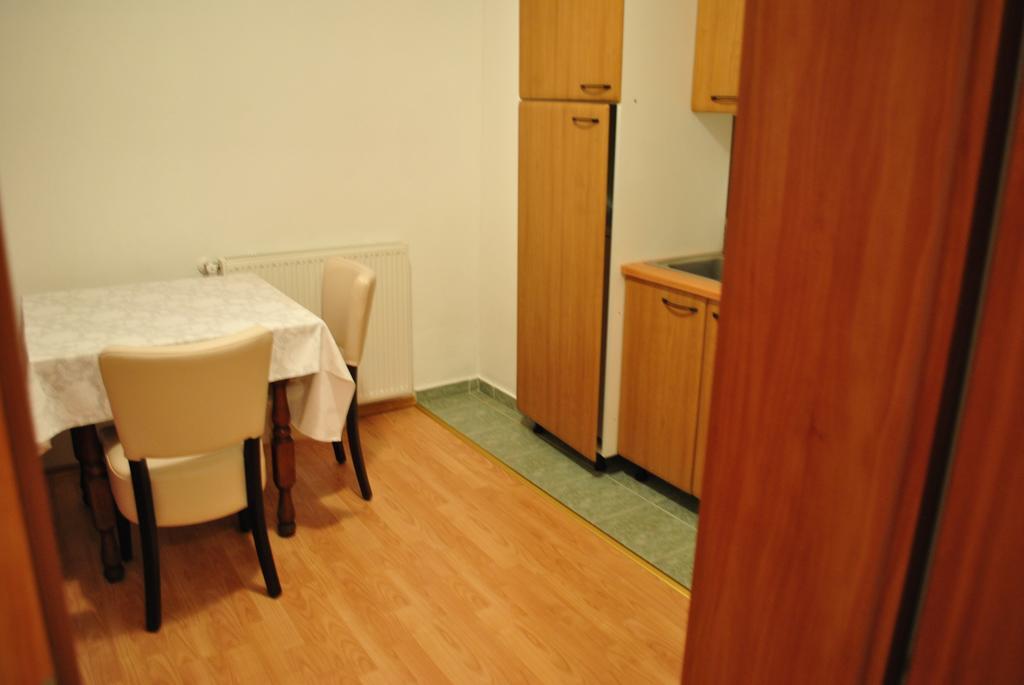 Guesthouse Promenade Медулин Екстериор снимка